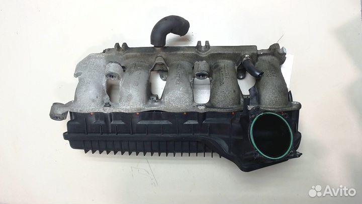 Коллектор впускной Volvo S60 2010, 2012