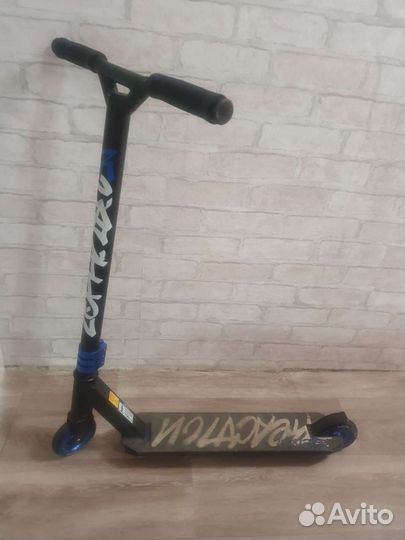 Трюковой самокат