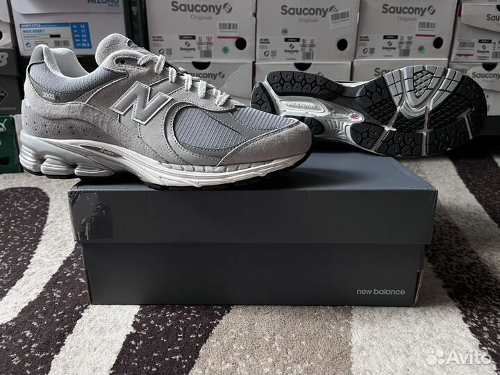 Кроссовки New Balance 2002R Gore-Tex Grey