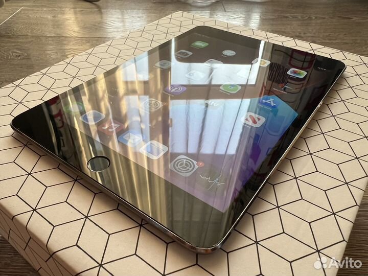 iPad Mini 4 128GB Space Gray Wi-Fi