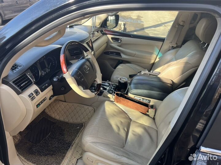 Lexus LX 5.7 AT, 2008, 27 000 км