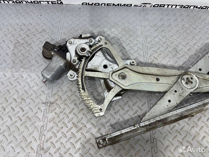 Стеклоподъемник передний правый Toyota Corolla