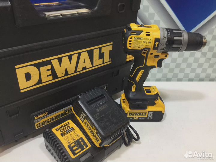 Аккумуляторная ударная дрель-шуруповерт dewalt DCD