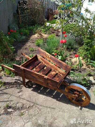 Тележка деревянная