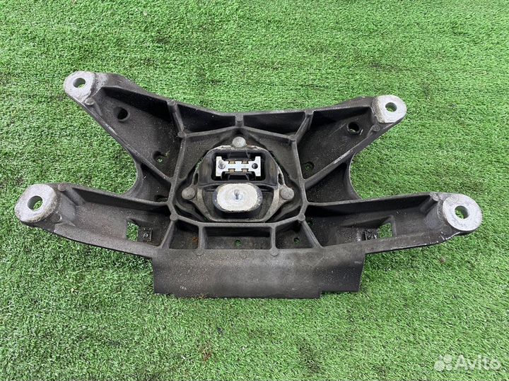 Траверса АКПП Audi A4 B8 8K