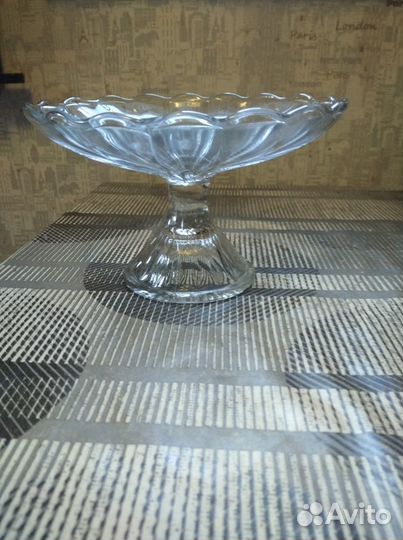 Винтажные стеклянные изделия для интерьера