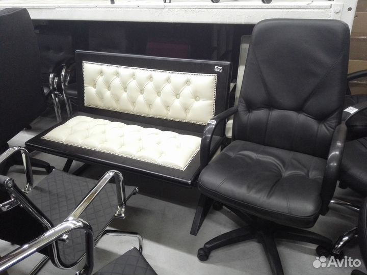 Офисные стулья и кресла