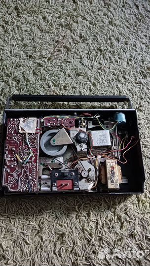 Кассетный магнитофон sanyo не работает