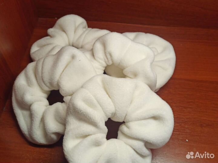 Резинки для волос ручной работы