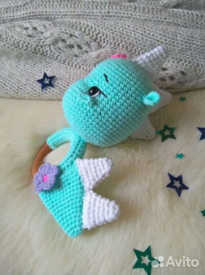 Погремушка для малышки