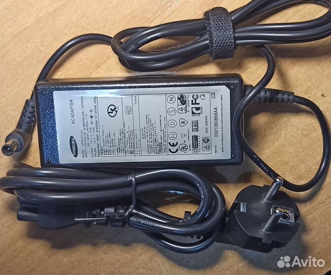 Блок питания для ноутбуков