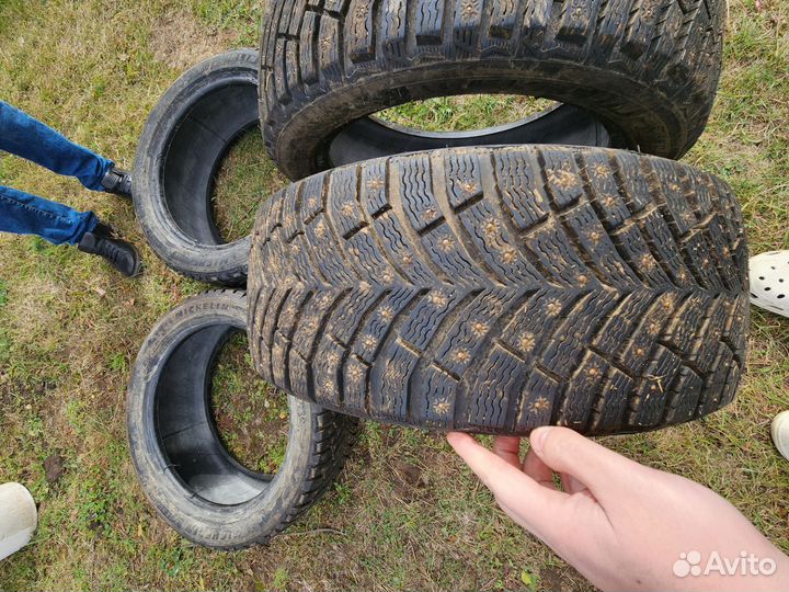 Michelin X-Ice North 4 225/45 R17 94