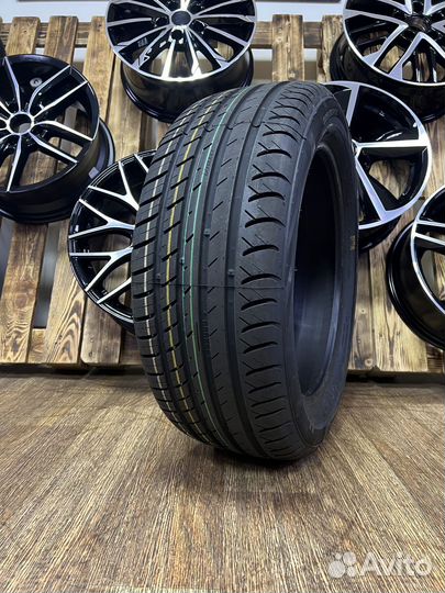 Viatti Strada Asimmetrico V-130 205/60 R16 92V