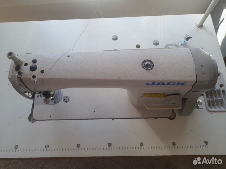 Швейная машинка jack 8720