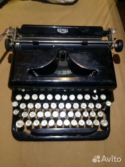 Печатная (пишущая) машинка Royal, USA