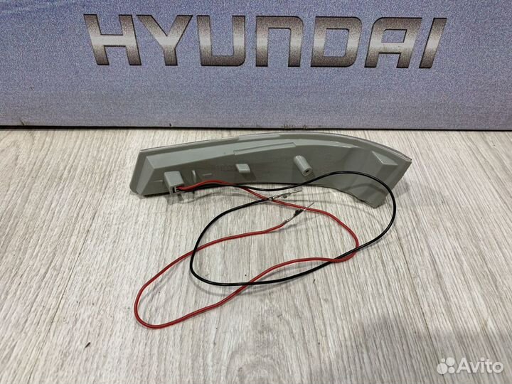Повторитель поворотника в Крыло в Зеркало Hyundai