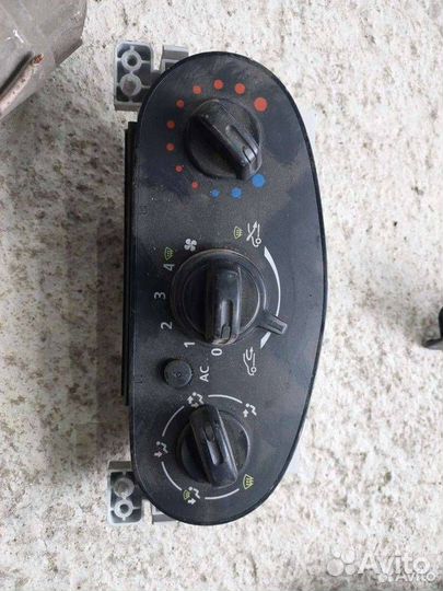 Блок управления печки/климат-контроля Nissan Almer