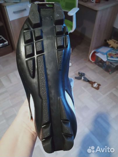 Лыжные ботинки детские 35