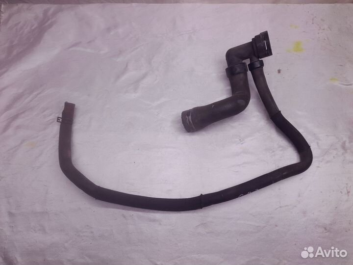 Патрубок радиатора Opel Astra J