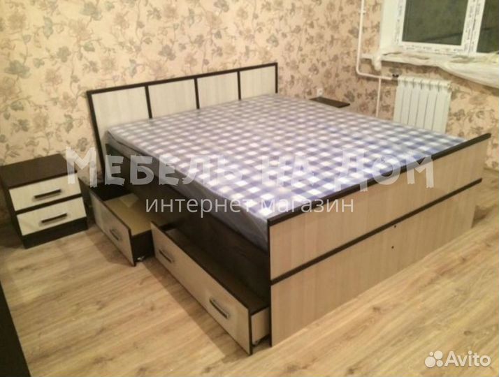 Кровать двуспальная