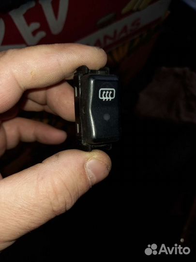 Кнопка обогрева заднего стекла Mercedes