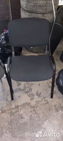 Стулья для посетителей