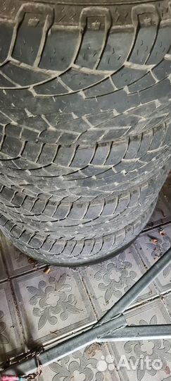 Cooper Zeon LTZ 285/70 R17