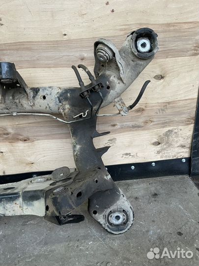 Задний подрамник балка BMW e90 e87 бмв