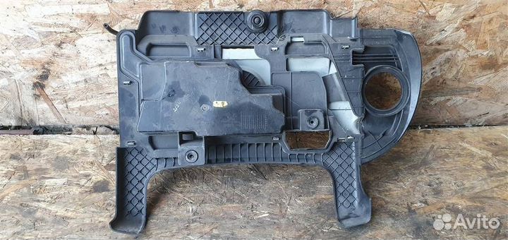 Накладка декоративная Volkswagen Golf V 2003-2009