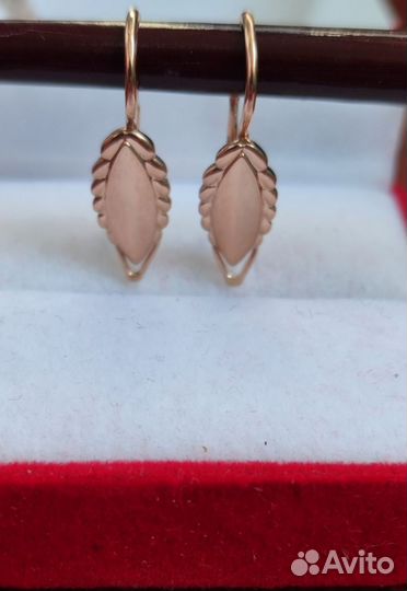 Серьги золотые листики 583 СССР без камней