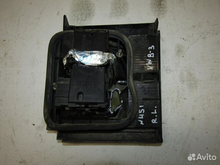 Фонарь задний внутренний левый Passat B3 1988-1993