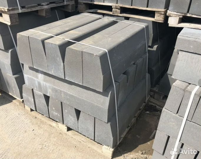 Бордюр дорожный