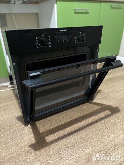 Электрический духовой шкаф