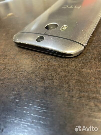 263/Телефон HTC M8