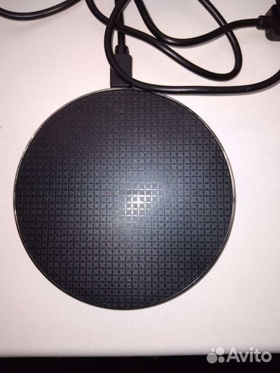 Без провадная зарядка