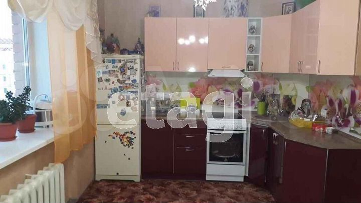 2-к. квартира, 72 м², 5/5 эт.