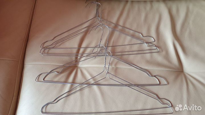 Вешалки плечики