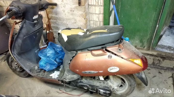 Honda lead 100