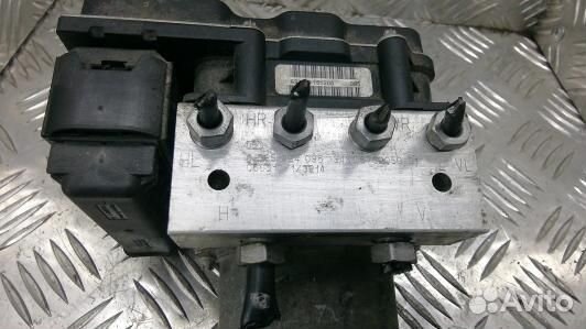 Блок ABS BMW X3 E83 (OBN10KW01)