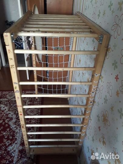 Детская спорт уголок дерево