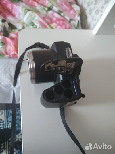 Цифровой фотоаппарат Olympus