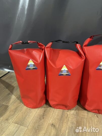 Гермомешки красные