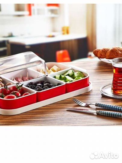 Менажница пластиковая с крышкой