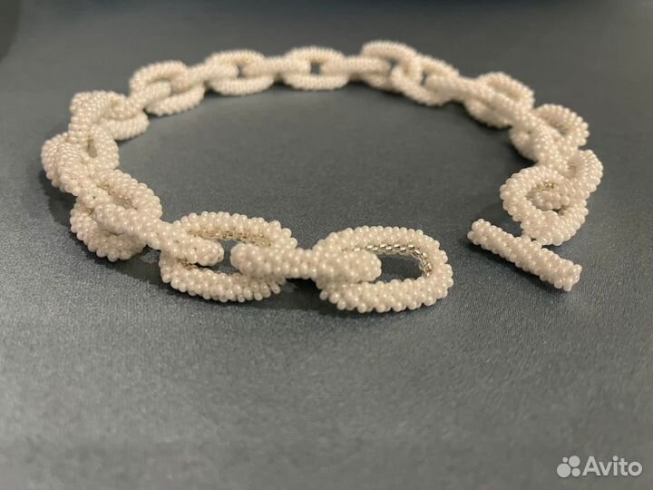 Украшение (чокер-цепь) из бисера