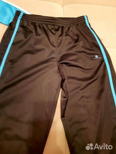 Костюм спортивный