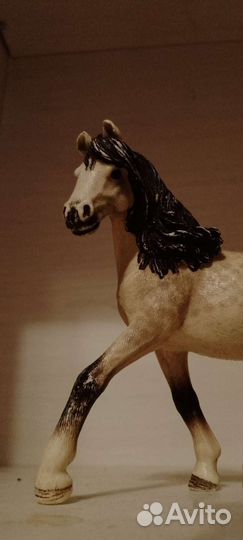 Шляйх фигурка лошади