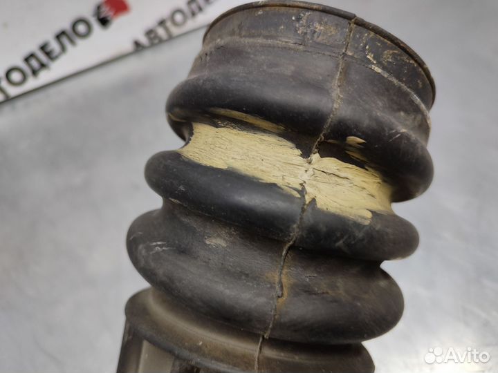 Патрубок воздушный Toyota Camry SV30 1991 г.в