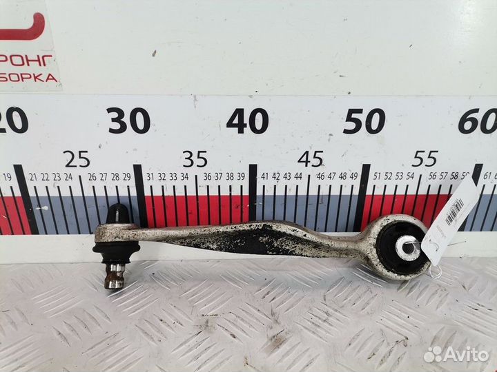 Рычаг передний левый Volkswagen Passat B5 2000