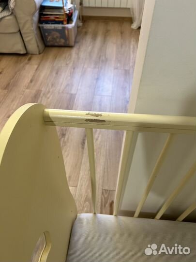 Детская кровать с маятником и ящиком