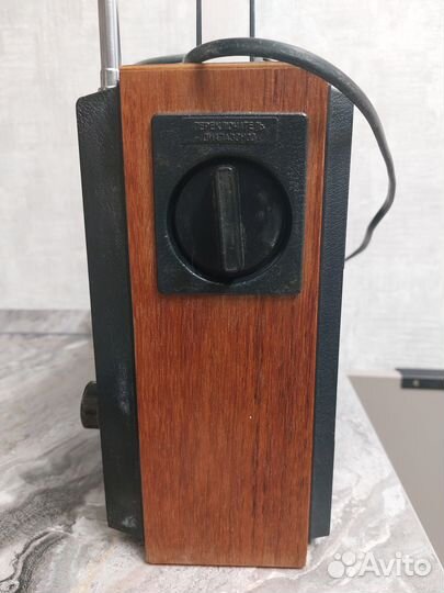 Радиоприемник СССР ретро